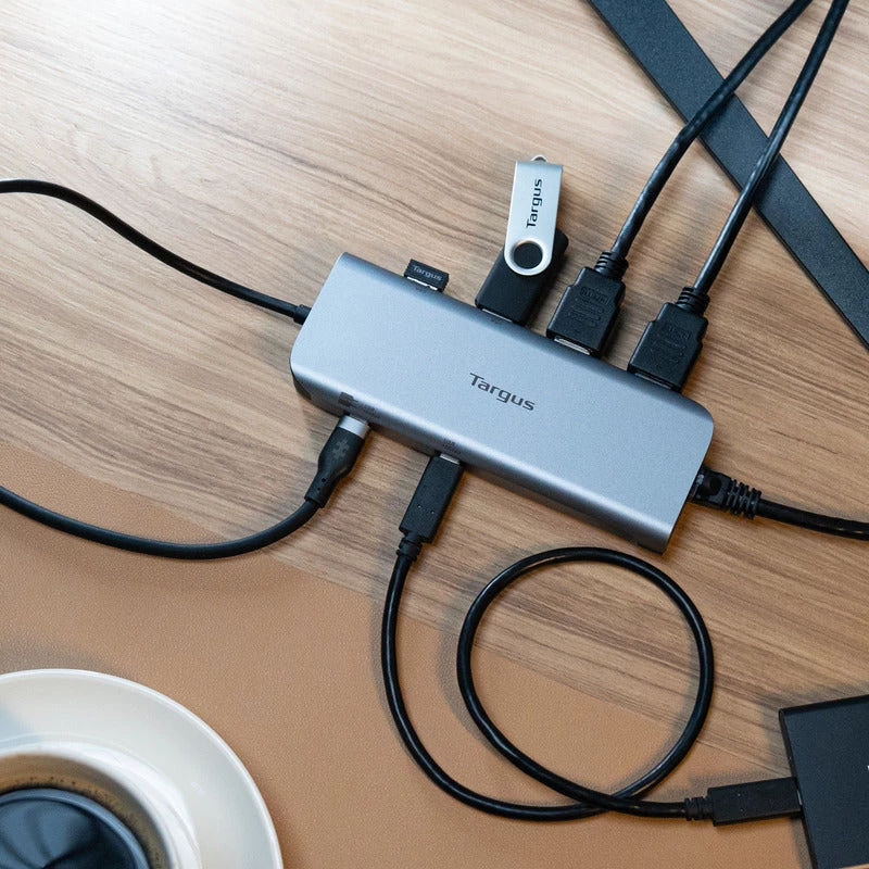 Targus Dual Video Mobile Dock met 140W EPR Pass-Thru, bedraad, USB 3.2 Gen 2 (3.1 Gen 2) Type-C, 140 W, 1000 Mbit/s, grijs, 10 Gbit/s