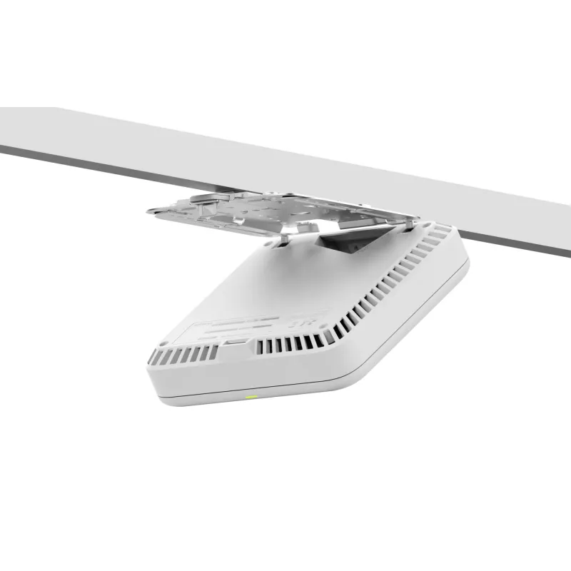 NETGEAR WBE758 11530 Mbit/s wit Power over Ethernet (PoE)