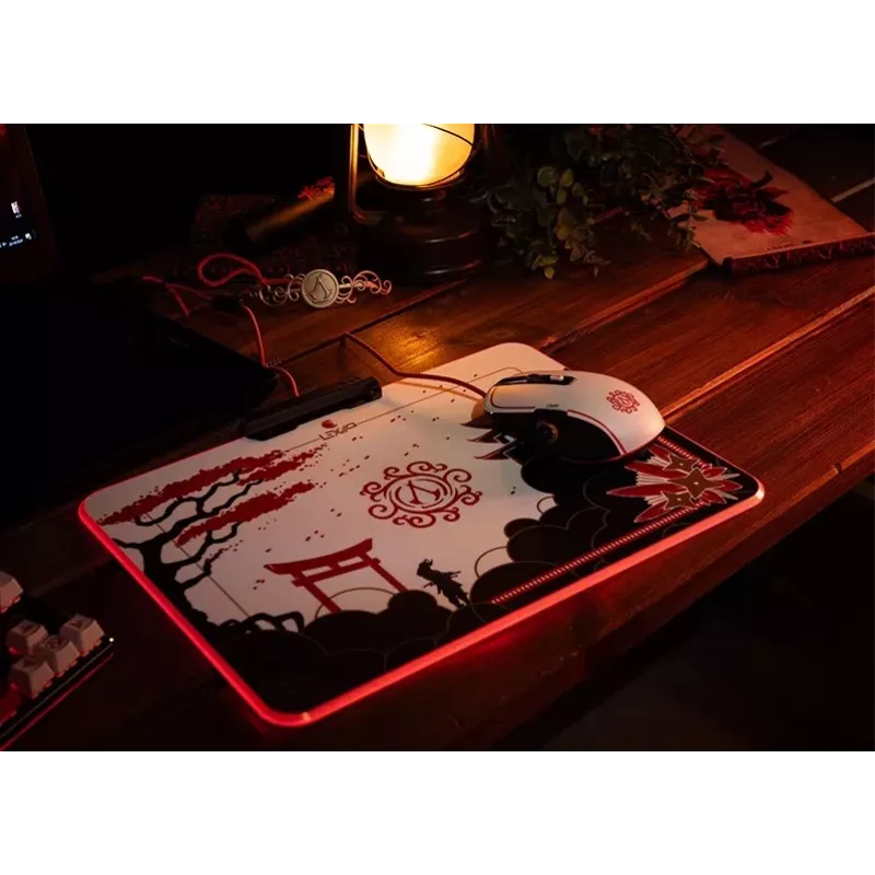 Lexip X Ubisoft - Assassin's Creed - Shadows muis, rechtshandig, optisch, USB Type-A, 12000 DPI, zwart, goud, rood, wit