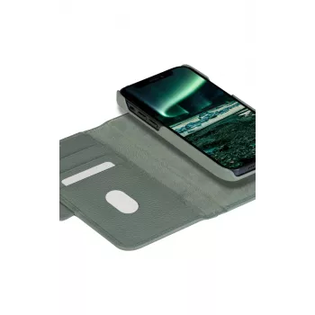Wallet case dbramante1928 New York voor iPhone 13 Pro, groen, 3 kaartvakken, geschikt voor 6,1 inch (15,5 cm)