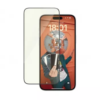 PanzerGlass Eyecare displaybeschermglas voor iPhone 15 Plus — Ultra-Wide Fit, stootvast, droge montage
