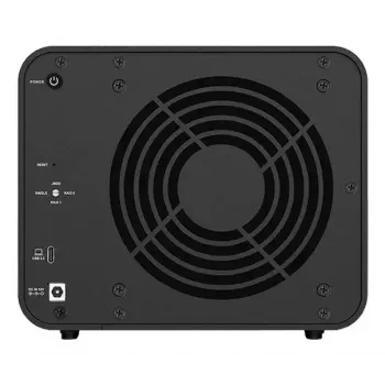 TerraMaster D8 HYBRID Disk-Array Desktop Zwart 4-Bay HDD SSD