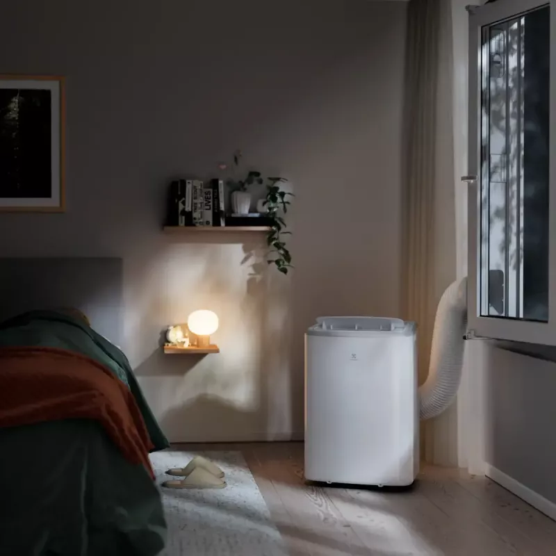 Electrolux EXP34U339HW draagbare airconditioner 64 dB wit