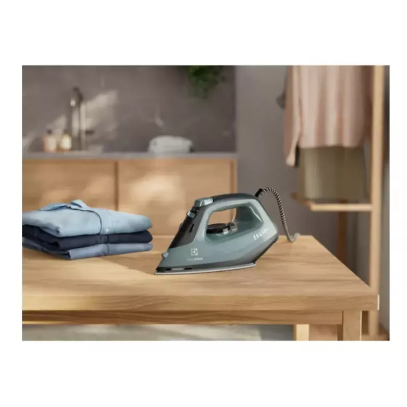 Electrolux E5SI2-6OG strijkijzer Glissium-zoolplaat 2400 W zwart, donkergroen