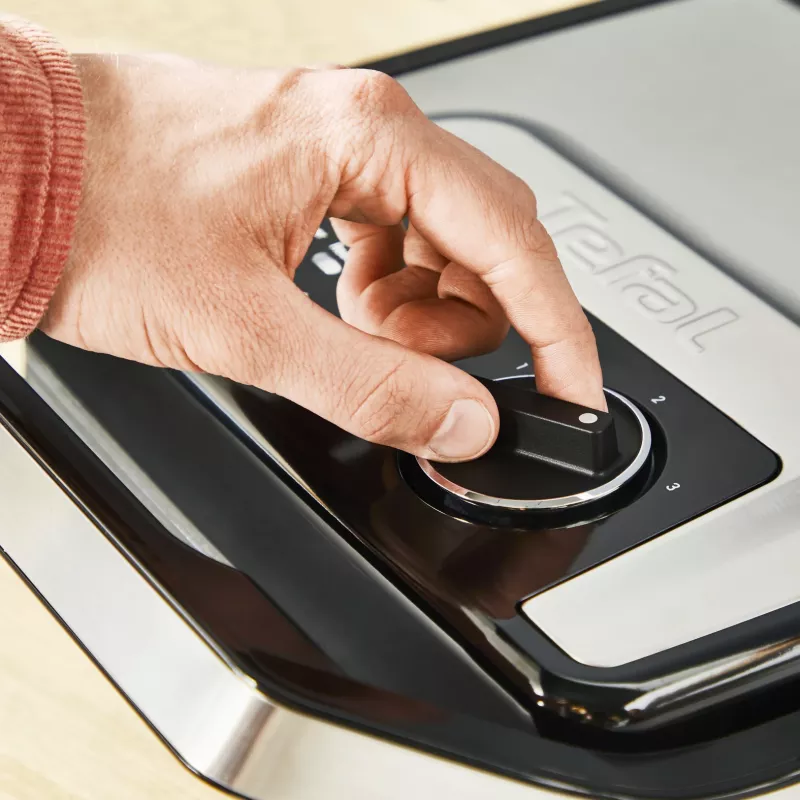 Contactgrill Tefal Inicio Adjust GC272D10 met antiaanbakplaten en instelbare temperatuur