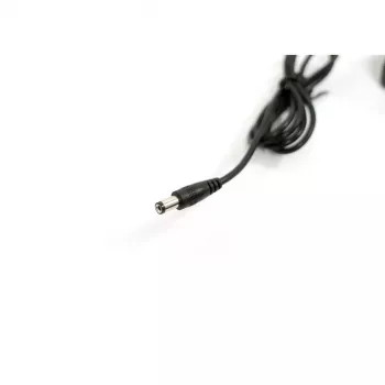 Power-adapter-inverter Xoro CA1224 auto zwart