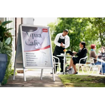 Nobo Essence A1 A-frame stoepbord, draagbaar infobord, zilver, aluminium, PVC, staal, A1, 605 mm, 1095 mm