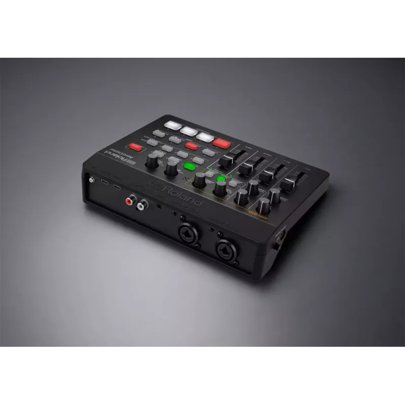 Audio-interface Roland AeroCaster zwart 24 bit 48 kHz Phantom Power 48 V