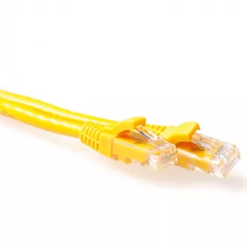 ACT geel 0,5 meter U/UTP CAT6-patchkabel met trekontlasting en RJ45-stekkers
