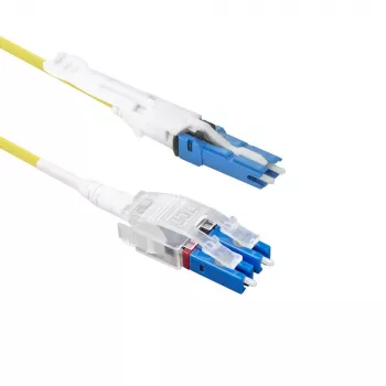 ACT 1 meter singlemode 9/125 OS2 polarity twist uniboot duplex glasvezel-patchkabel met CS - LC connectoren