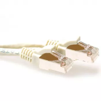 ACT ivoor 7 meter SFTP CAT6A patchkabel rastnasenfrei met RJ45-stekkers