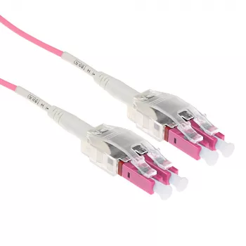 ACT 1,5 meter multimode 50/125-OM4 polariteitswissel glasvezelkabel met LC-stekkers