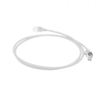 ACT wit 5 meter LSZH U/FTP CAT6A datacenter slimline patchkabel, rastnasenvrij met RJ45-stekkers