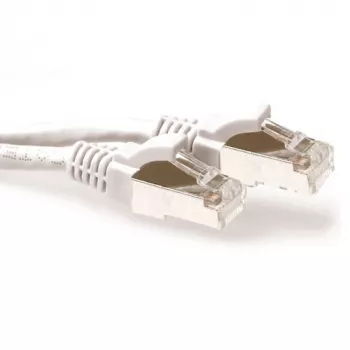 ACT wit 20 meter LSZH SFTP CAT6A patchkabel rastanasvrij met RJ45-stekkers