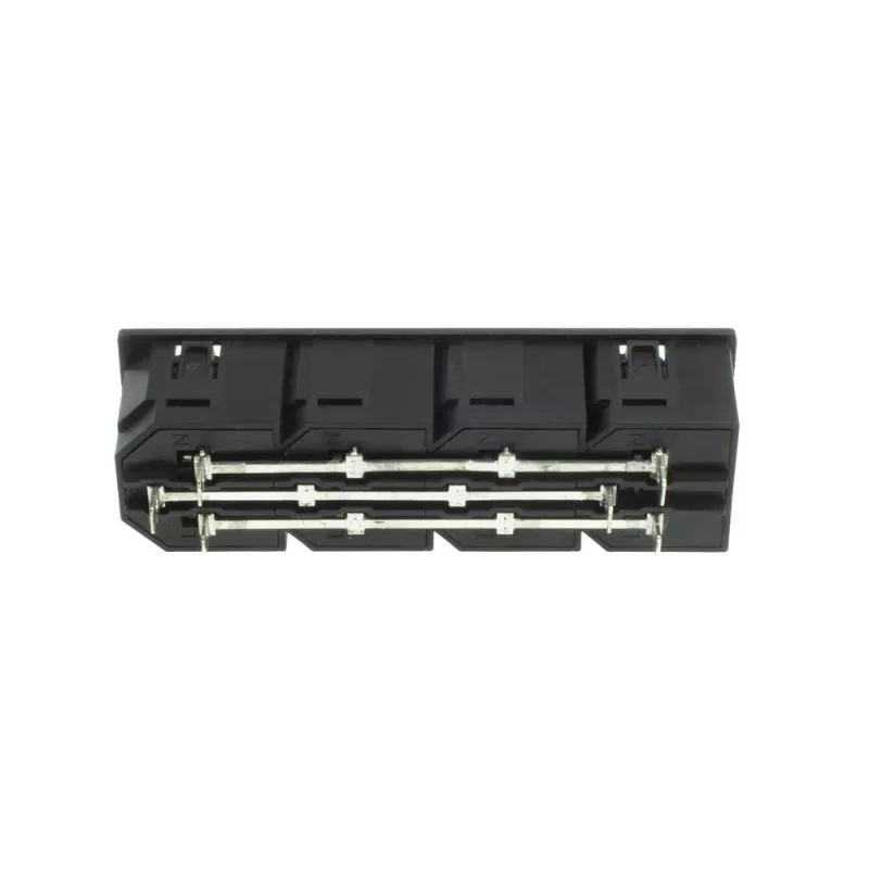 ACT C13 IEC Lock netingang (4x uitgang) - zwart, PA135015BK4