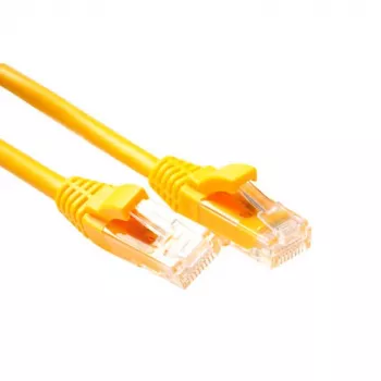 ACT geel 7 meter U/UTP CAT5E patchkabel componentniveau met RJ45-stekkers