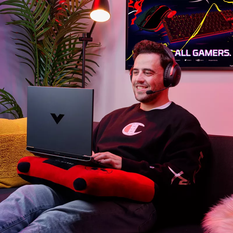 HyperX Cloud III Wireless - gaming-headset, zwart, China, omsluitend, gesloten, actief, 155 mm