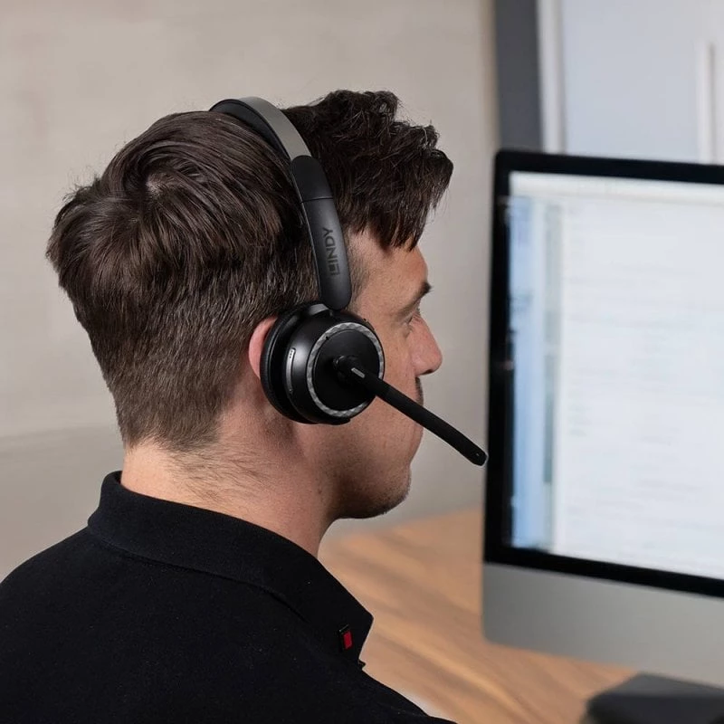 Lindy L118 draadloze noise-cancelling-headset & laadstation