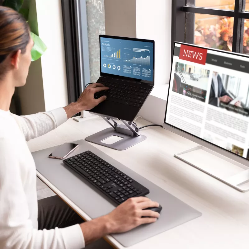 j5create JTS327 Multi-Angle 4K Docking Stand, laptopstandaard, grijs, aluminium, 40,6 cm (16 inch), 4 kg, Windows-laptop / Mac