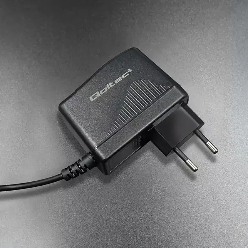 Oplader voor mobiele apparaten Qoltec 52397 universeel zwart AC binnen 2A 220-240V