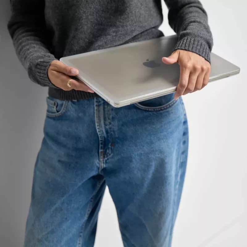 Incase Edge Hardshell Case met Makrolon® voor 14-inch MacBook Pro (M1-M4, 2021-2024)