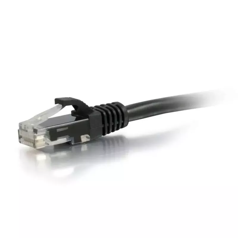 Netwerk-patchkabel C2G 3 m Cat5e met beschermkap ongeafschermd UTP zwart