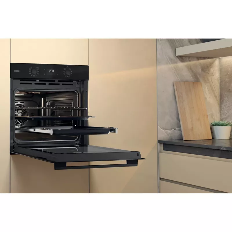 Whirlpool OMSK58RU1SB 71 L zwart