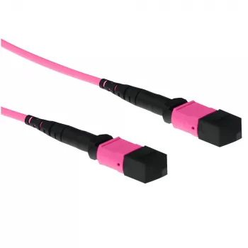 ACT 15 meter multimode 50/125 OM4 polariteit B glasvezel-patchkabel met MTP-bussen