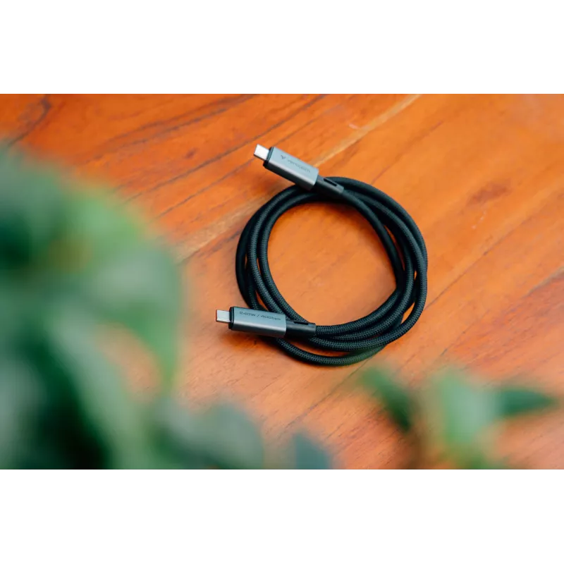 Verbatim Sync & Charge USB C naar USB C 240W 40 Gbit/s 120 cm, 1,2 m, USB C, USB C, USB4 Gen 2x2, 40 Gbit/s, zwart
