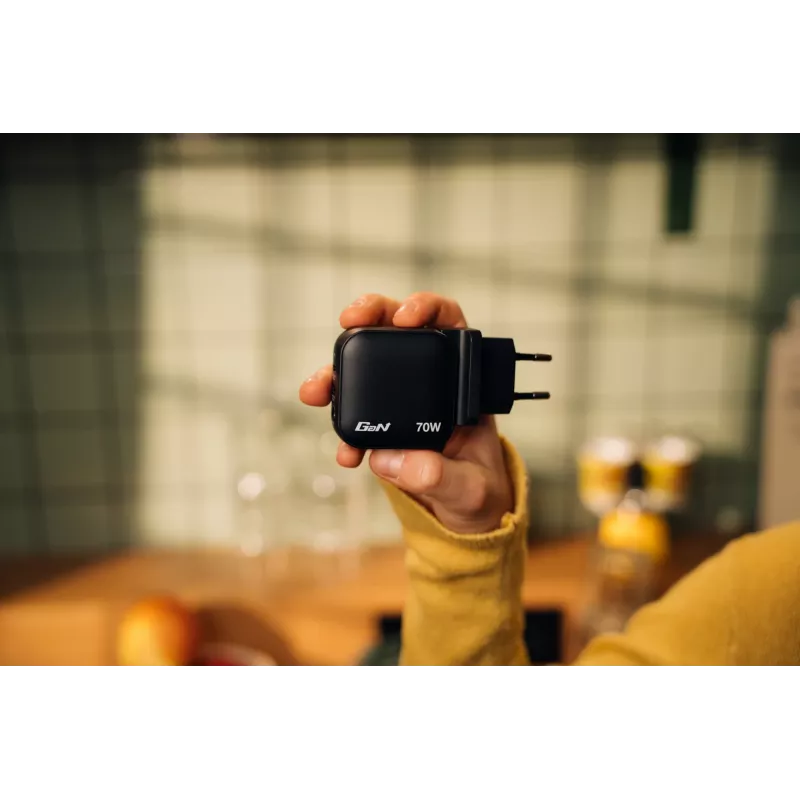 Verbatim Mini GaN-oplader 70W 3 poorten US-stekker met EU- en UK-adapters