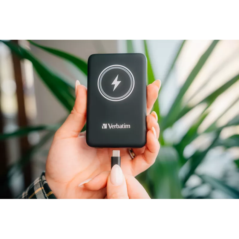 Powerbank VERBATIM Charge AnA Go 5000 mAh magnetisch draadloos, zwart