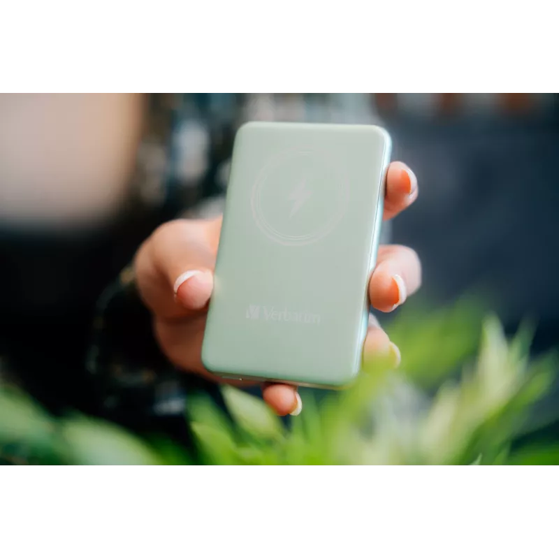 Verbatim Charge 'n' Go magnetische draadloze powerbank 5000 mAh groen