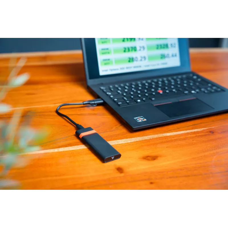 Verbatim M.2 NVMe SSD-behuizing kit, SSD-behuizing, M.2, PCI Express, 10 Gbit/s, USB-connectiviteit, zwart, rood