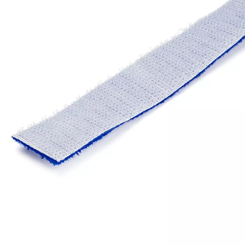 StarTech.com 30,5 m klittenbandrol – op maat te knippen, herbruikbare kabelbinders – industrieel klittenband voor kabelbevestiging / verstelbare stoffen wikkels, blauw / herbruikbare, zelfklevende kabelmanagementbanden
