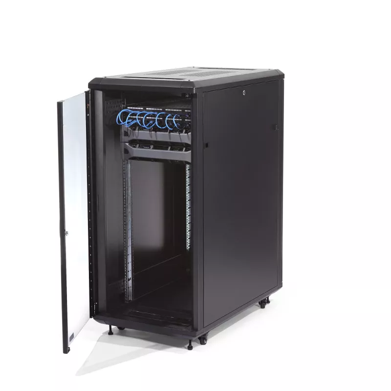 StarTech.com 4-posten 32U serverrack-kast, afsluitbare 19 inch datarack-kast voor computer-/AV-/IT-apparatuur, kantoor-/thuisnetwerkrack met wielen en verstelbare montagerails