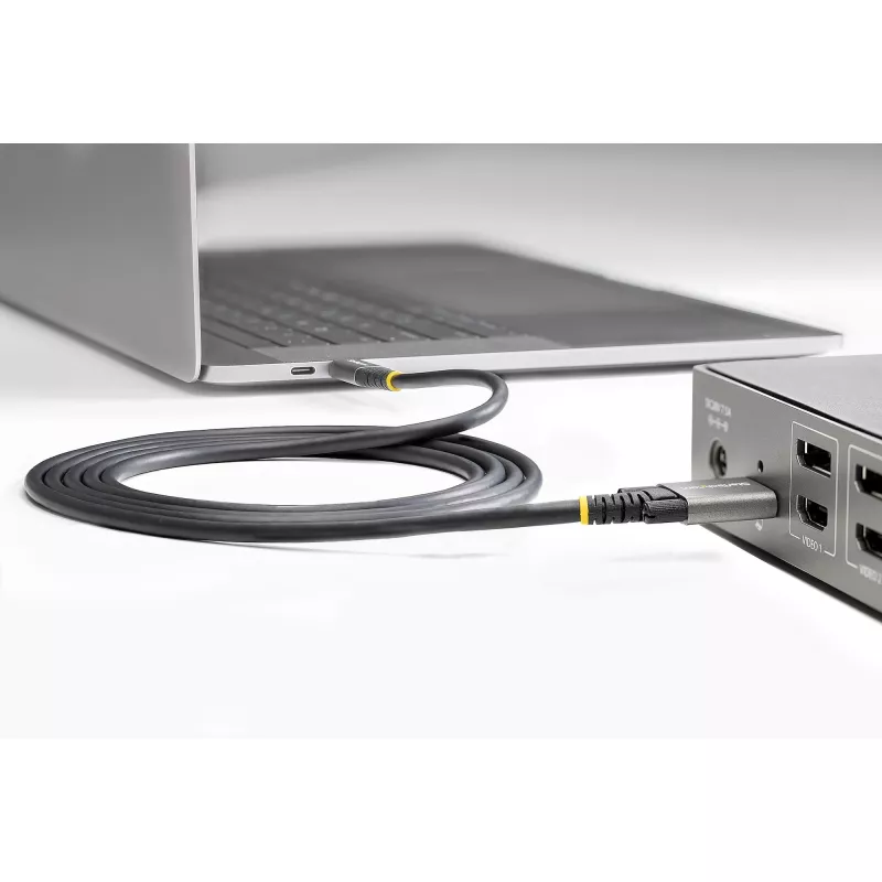 StarTech.com 50cm (20″) zijwaarts vastschroefbare USB-C-kabel 10Gbps – USB 3.1/3.2 Gen 2 Type-C-kabel – 100W (5A) Power Delivery-laden, DP Alt Mode – dubbele schroefvergrendeling – USB-C-kabel laden/synchroniseren