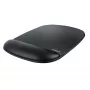 StarTech.com Muispad met polssteun, 6,7 x 7,1 x 0,8 inch (17 x 18 x 2 cm), ergonomisch muispad met polssteun, bureau-polssteunpad met antislip PU-basis, gevoerd gel-muispad met polssteun