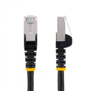 StarTech.com 50cm CAT6a Ethernet-kabel - Zwart - Low Smoke Zero Halogen (LSZH) - 10GbE 500MHz 100W PoE++ Snagless RJ-45 met trekontlasting S/FTP netwerk-patchkabel