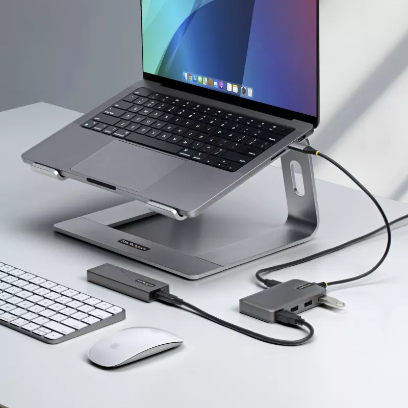 StarTech.com 4-poorts USB-C-hub, 5 Gbit/s, busgevoed, USB-C naar 4x USB-A-hub met USB-C hulpstroomingang, 1ft/30cm hostkabel, draagbare desktop-/laptop-USB-hub