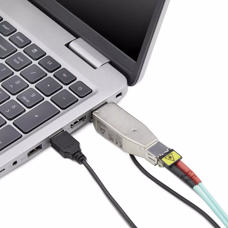 StarTech.com gigabit fiber naar RJ45 ethernet mediaconverter dongle, optisch singlemode 10 km/multimode 800 m, USB-voeding, compact design, metalen behuizing, micro mini, TAA