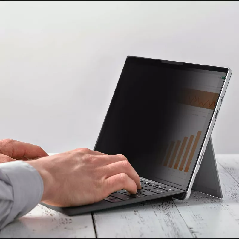 StarTech.com 4-weg 12.4 inch Surface Laptop Go 1/2/3 privacyfilter, staand/liggend, touch-geschikt, +/- 30° kijkhoek, blauwlichtreductie, matte afwerking
