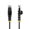 StarTech.com 7 m zwarte slanke CAT6 ethernetkabel, rastnasbescherming, 100 W PoE, UTP, LSZH, 28AWG puur blank koper, slanke RJ45 netwerk-patchkabel met trekontlasting, individueel getest