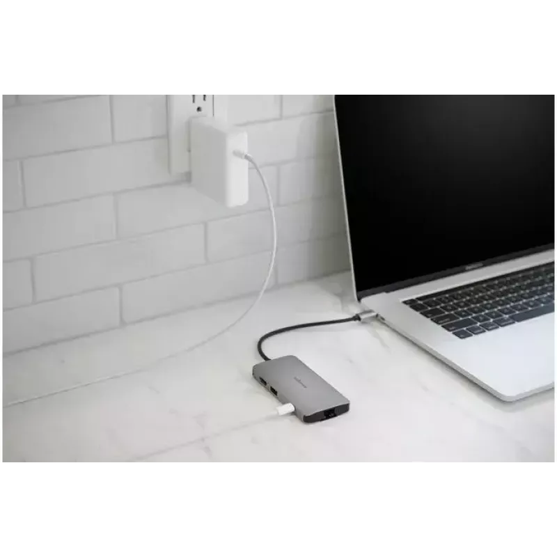 Kensington UH1400P USB-C 8-in-1 driverloos mobiel dock