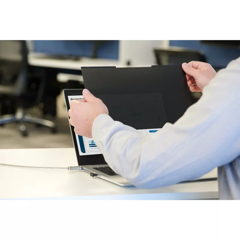 Kensington MagPro magnetisch privacyfilter voor laptops 14 inch (16:10)