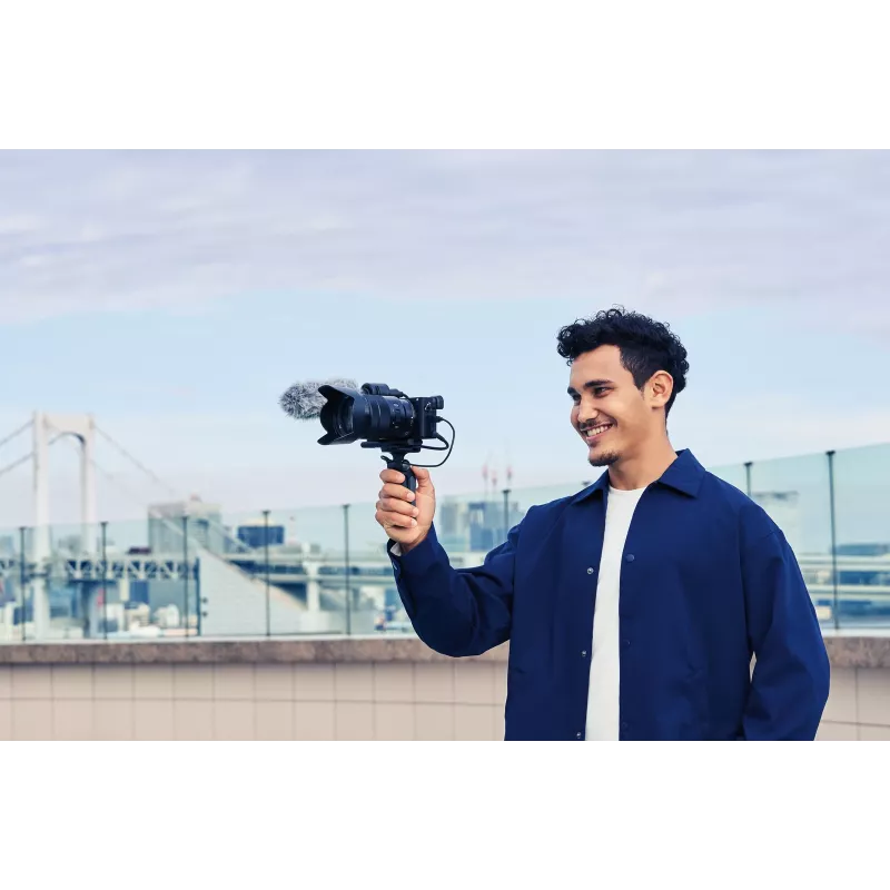 Sony α 6400 + SEL18135 MILC 24,2 MP CMOS 6000 x 4000 pixel zwart
