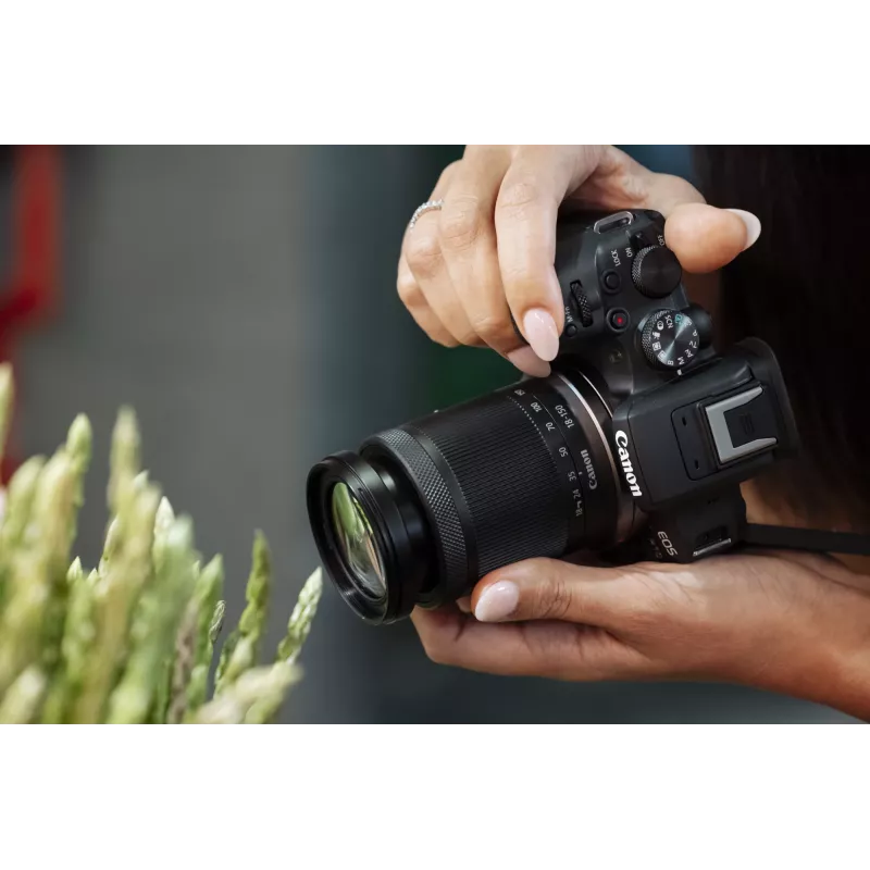 Canon RF-S 18-150 mm f3.5-6.3 IS STM MILC groothoekobjectief zwart