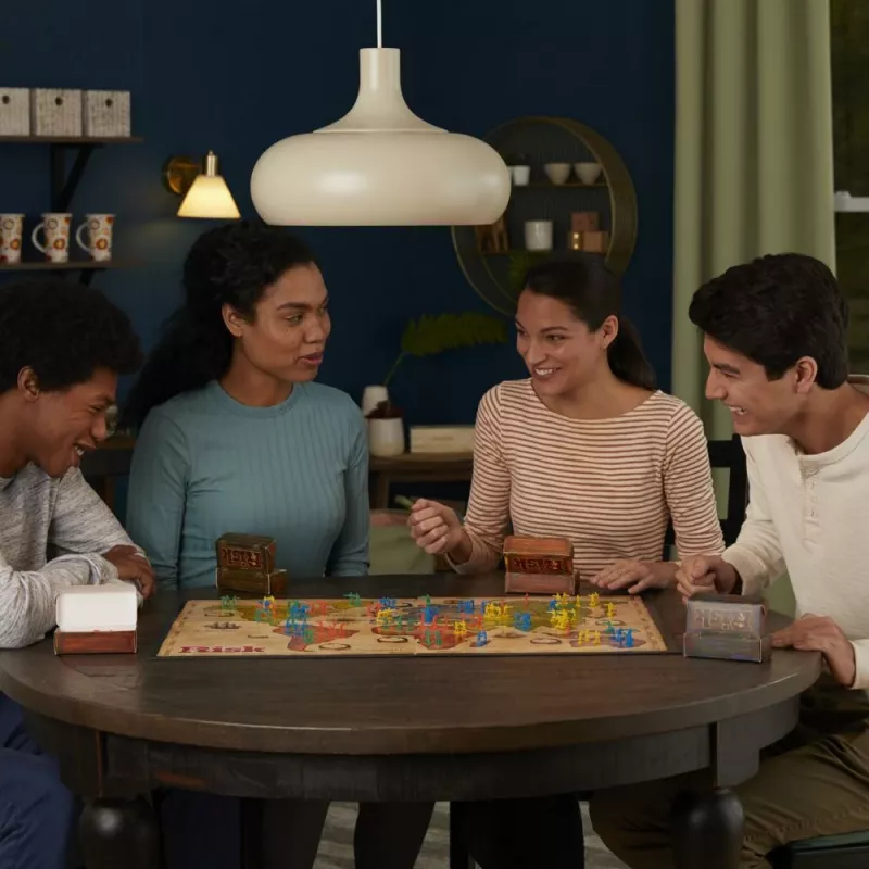 Bordspel Hasbro Gaming Risk War aanbevolen leeftijd 10 jaar