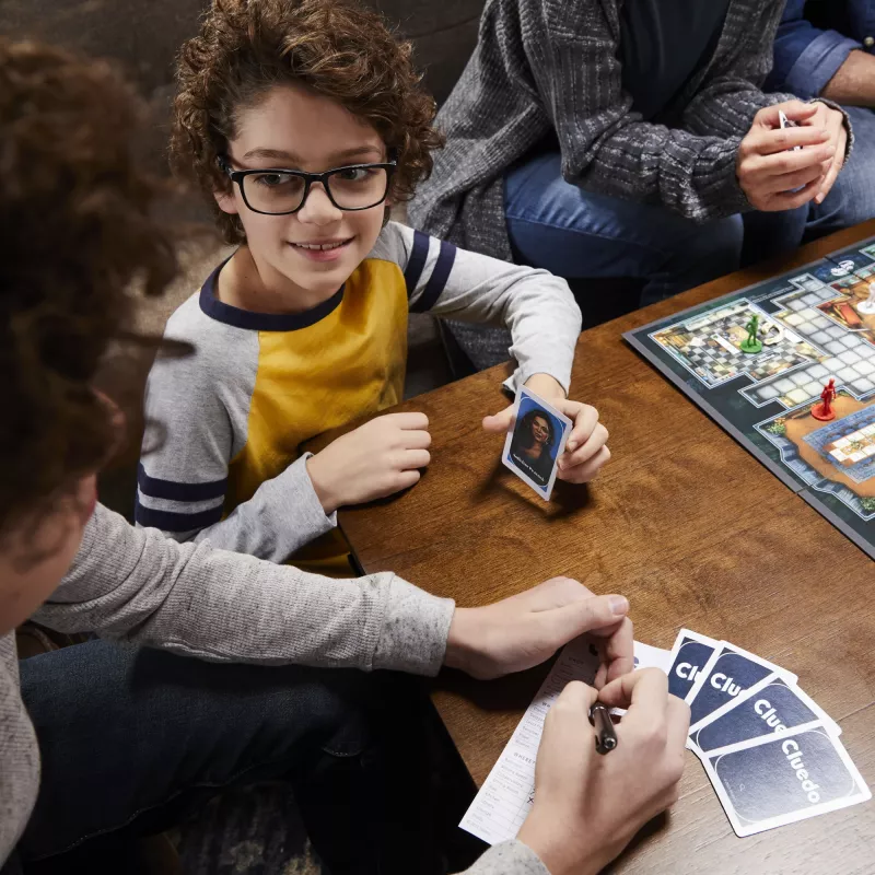 Hasbro Gaming Cluedo 45 min bordspel detective