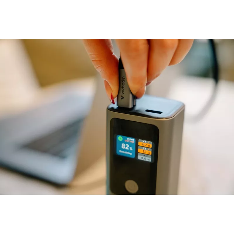 Draagbare accu Verbatim Charge 'n' Go powerbank 27000mAh