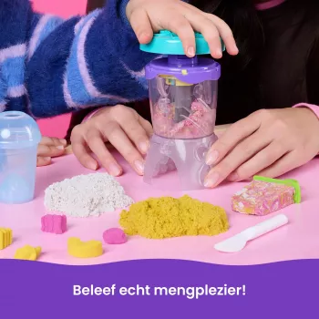 Kinetic Sand, smoothie-mixer speelset, paasnestvuller, inclusief 14 oz vormbaar speelzand, gereedschap en ijsje-vorm, speelvoedsel-speelgoed